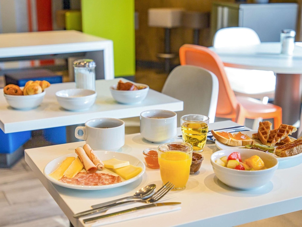 Ibis Budget Toulon Centre 49/67