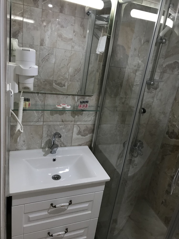 Atlantik Hotel Ankara 33/44