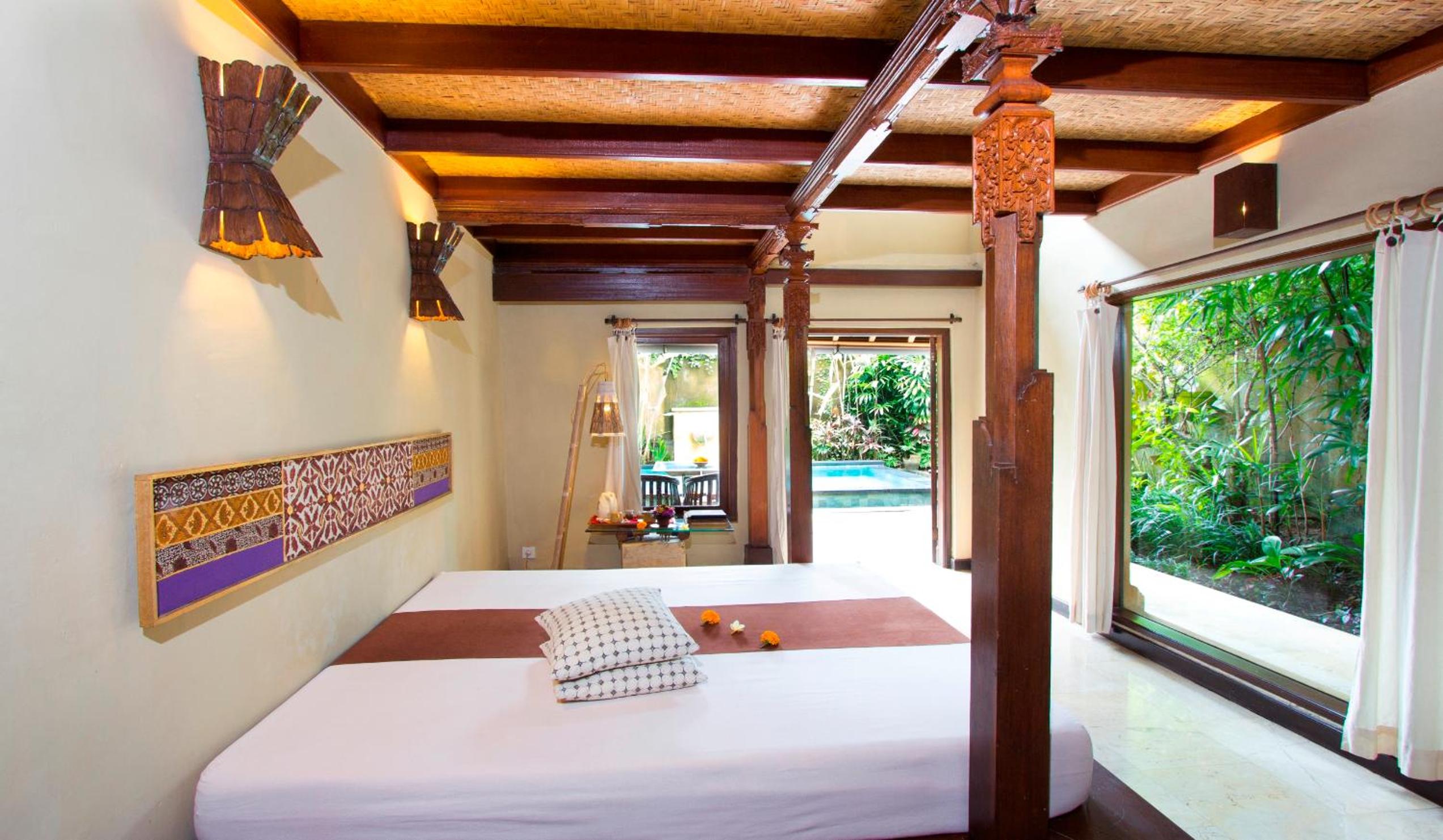 2 Bedrooms, Pool, Villa