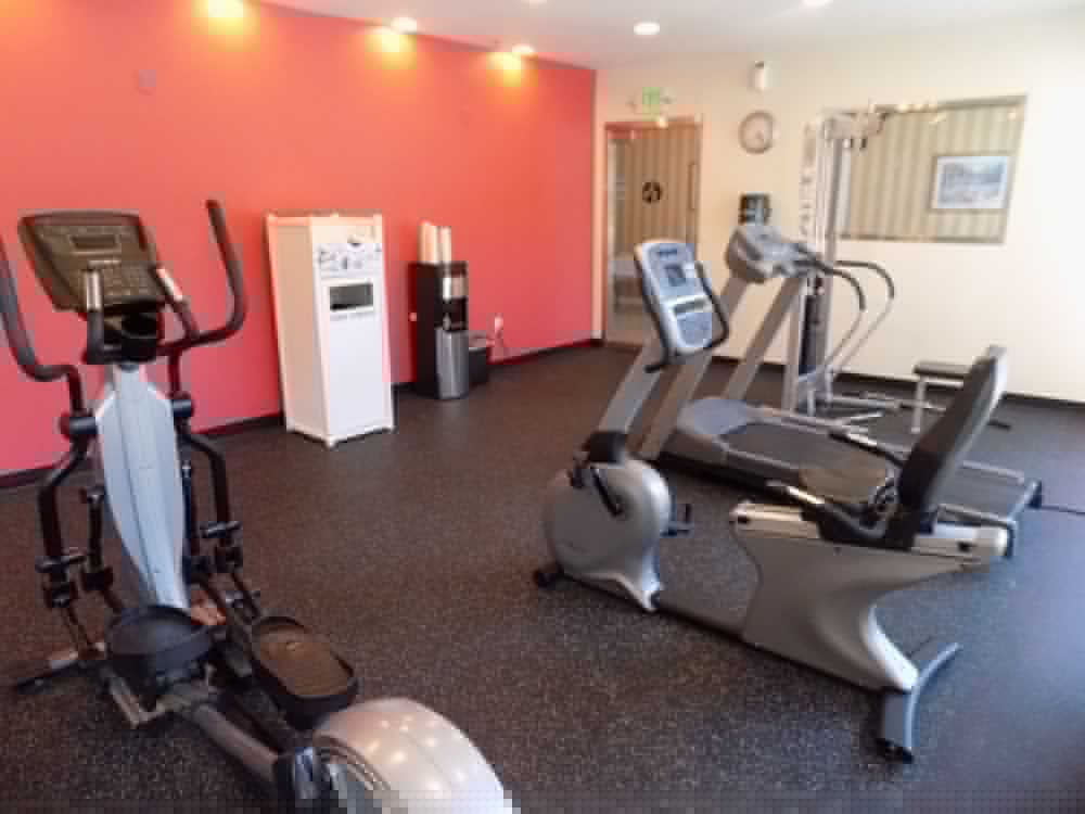 Ramada by Wyndham Burbank Airport 24/51