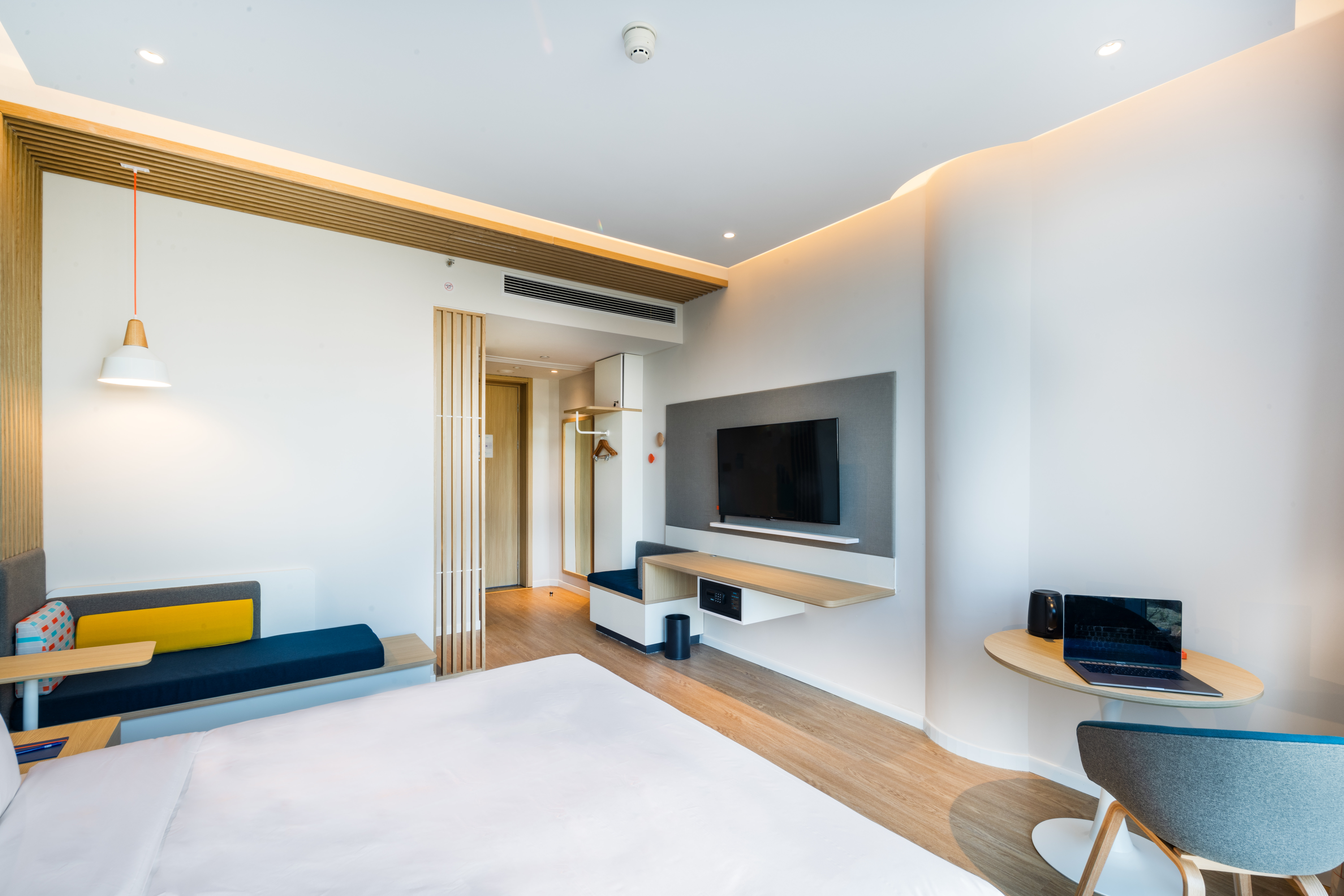 Holiday Inn Express Shanghai Pudong Zhangjiang 15/66