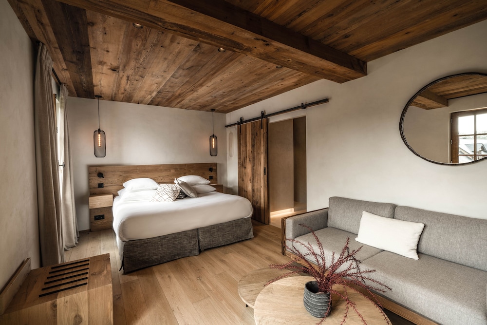 Auberge De La Source 7/69