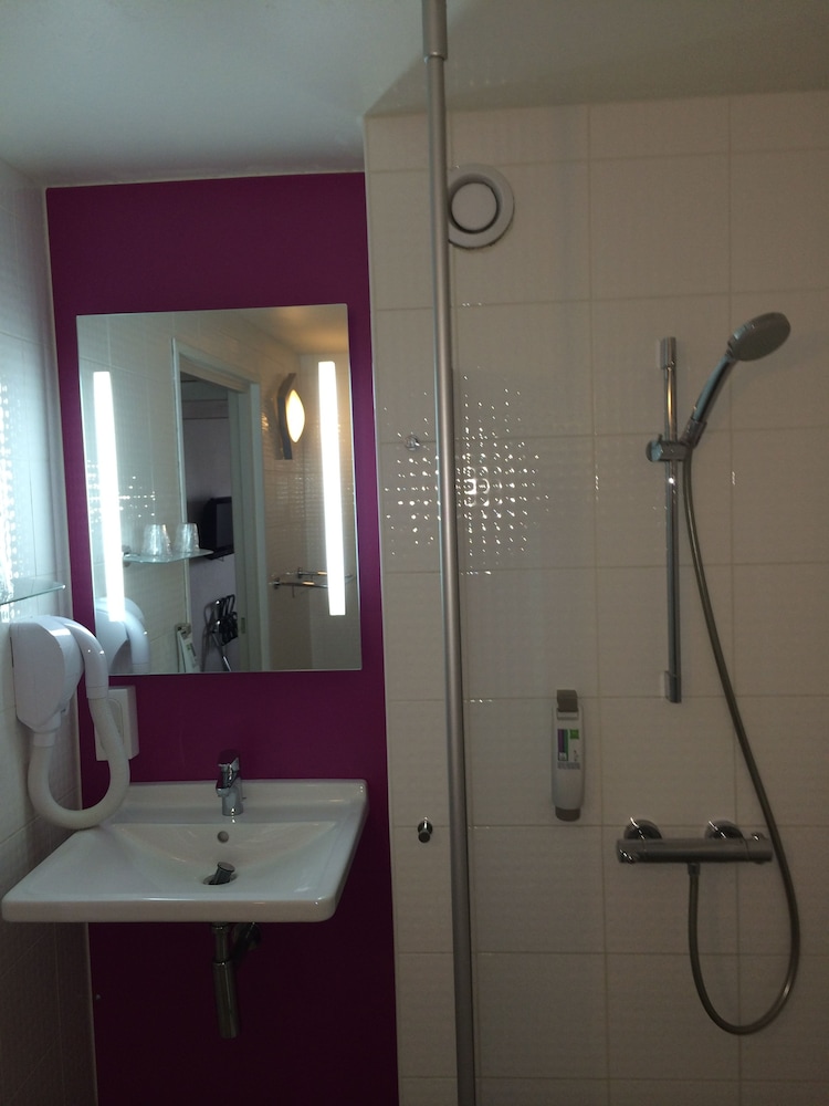 Ibis Styles Lille Centre Gare Beffroi 68/68