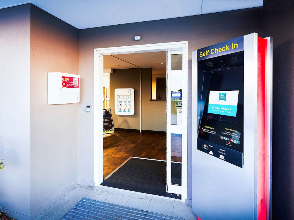 IBIS BUDGET PERTH AIRPORT 38/63