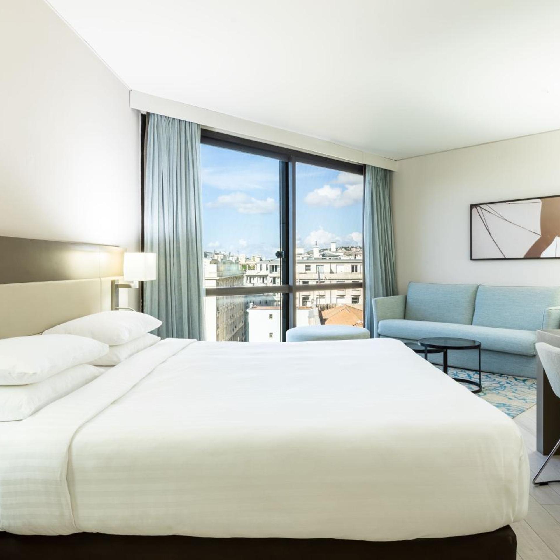 Junior Suite, King Bed, Sea View