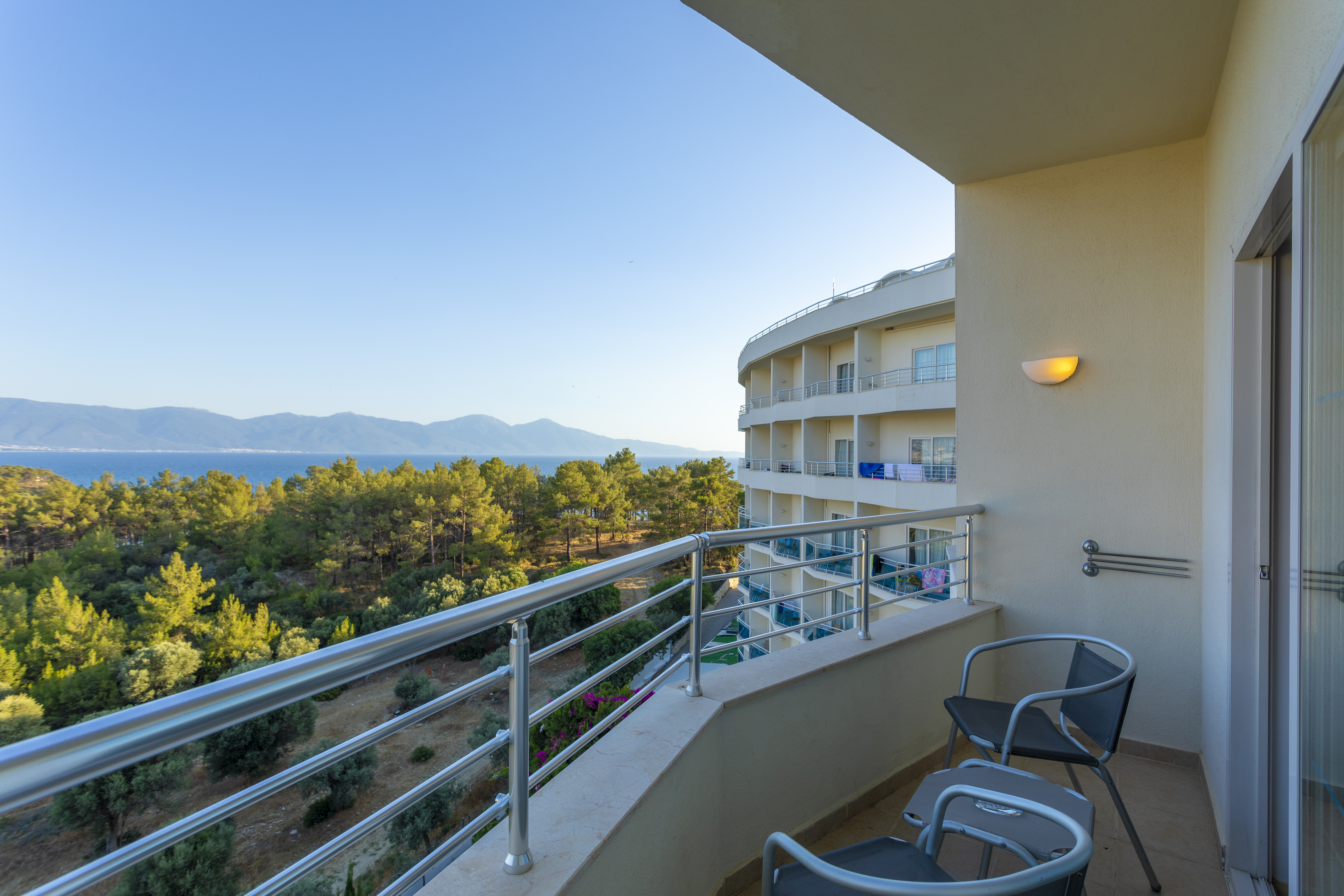 Sealight Resort Hotel 7/57
