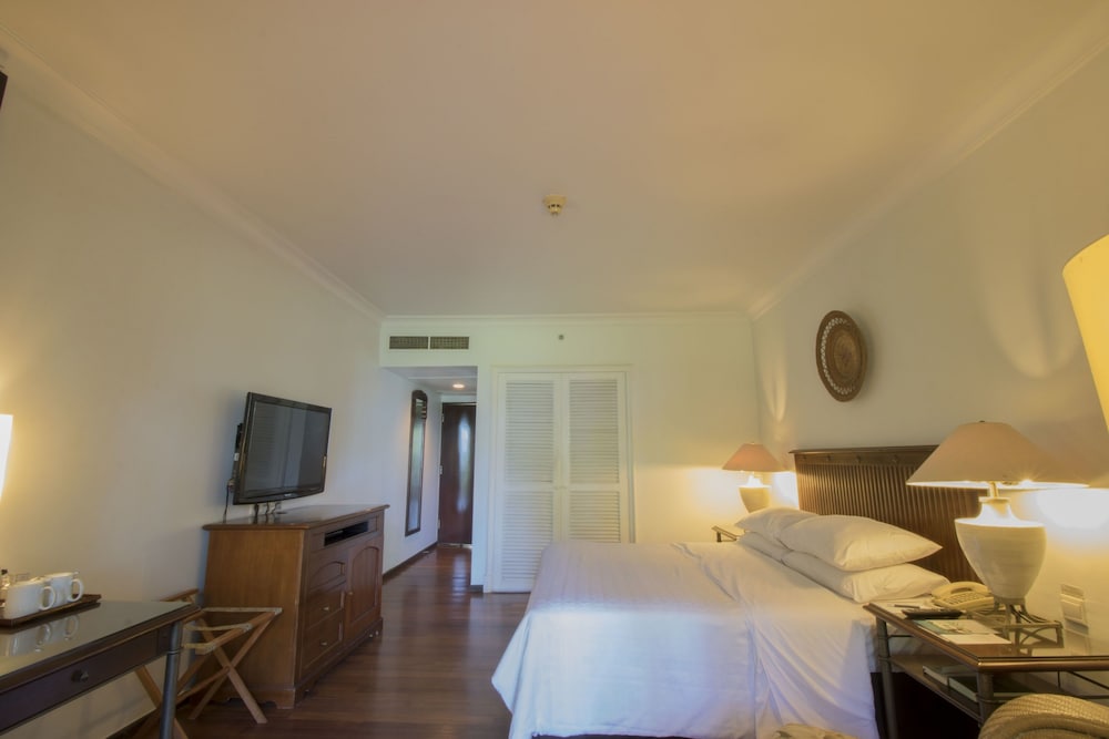 SHERATON SENGGIGI BEACH RESORT 22/75