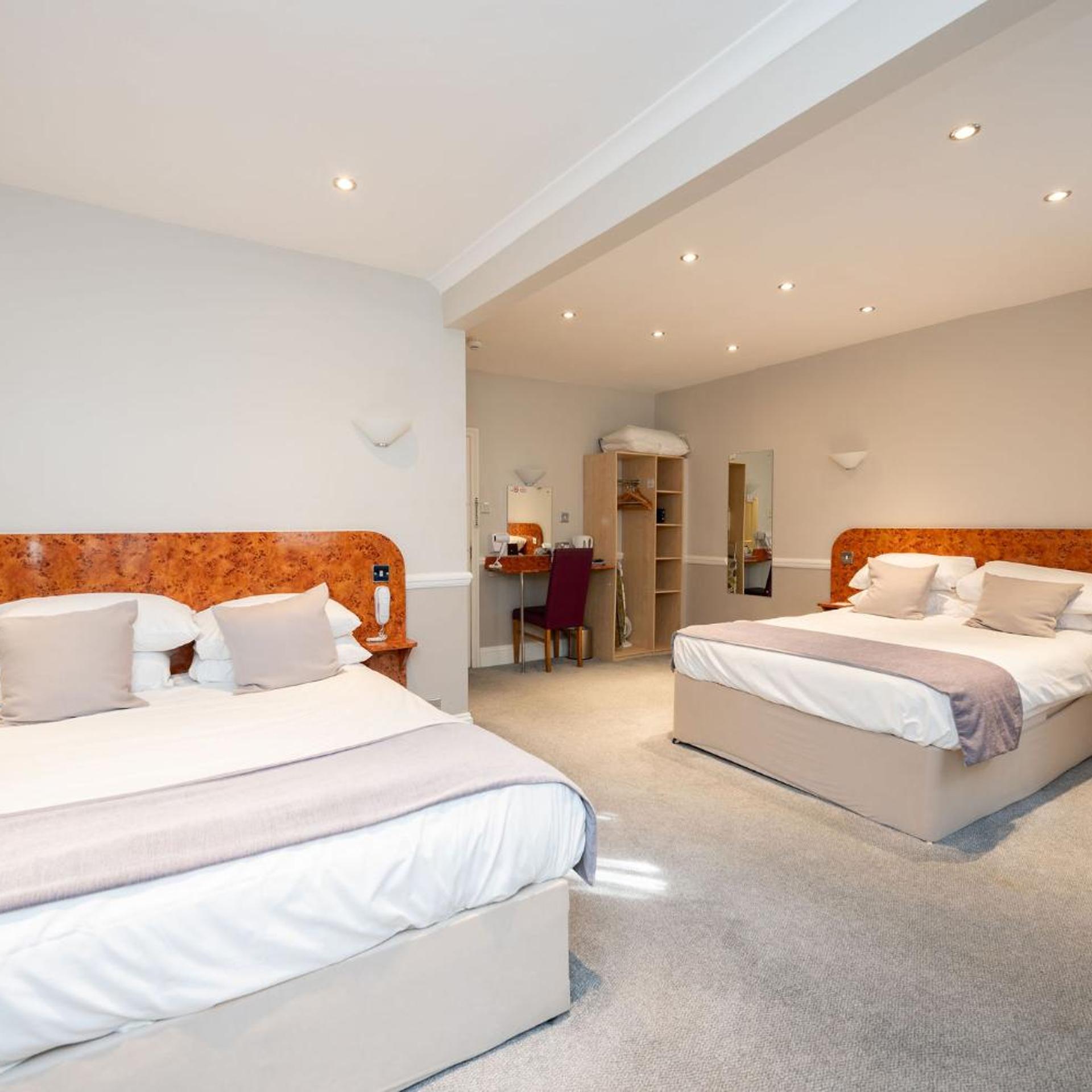 The Lanes Hotel 16/55