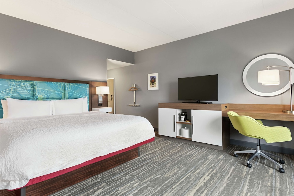 Hampton Inn by Hilton London 13/39