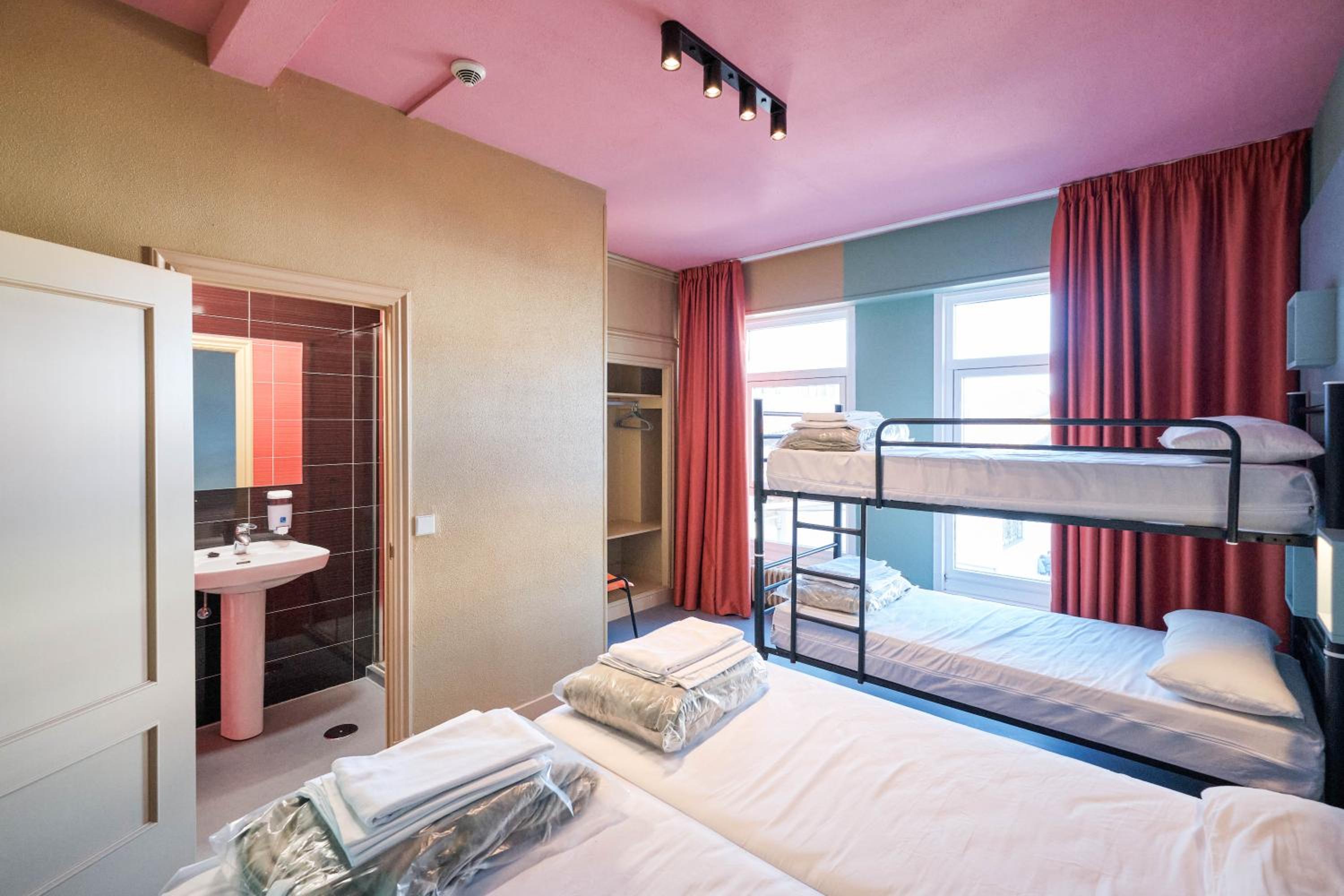 Hotel Albergue La Salle 8/55