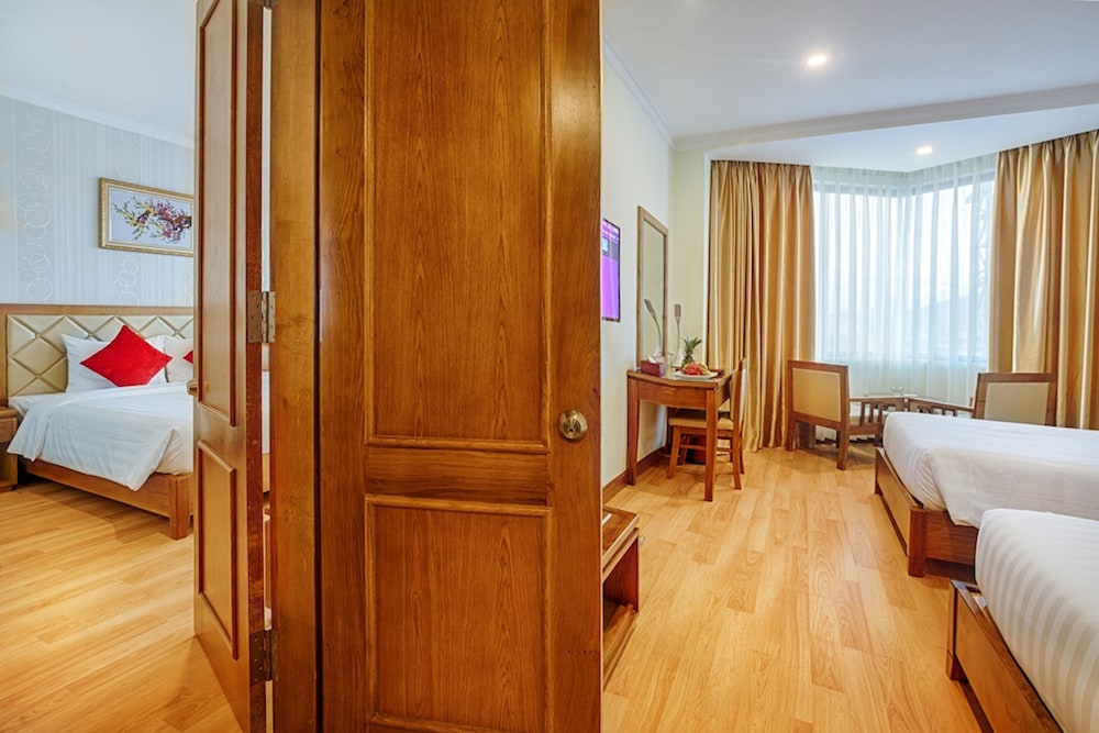 Serene Beach Hotel Danang 43/69
