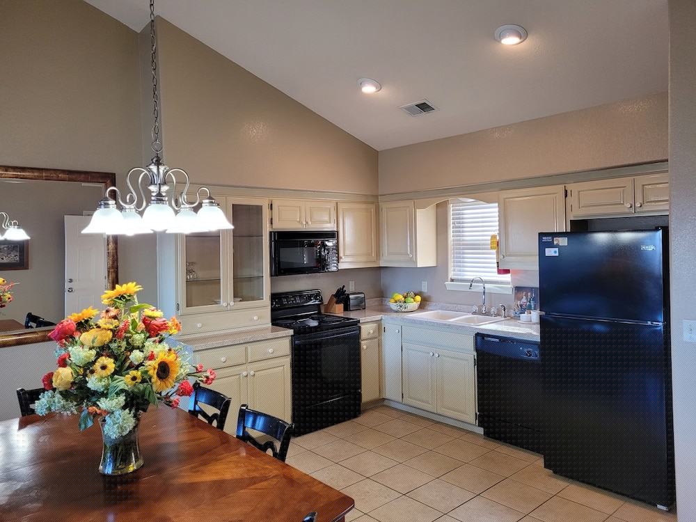 Stonebridge Village Coa 7/70