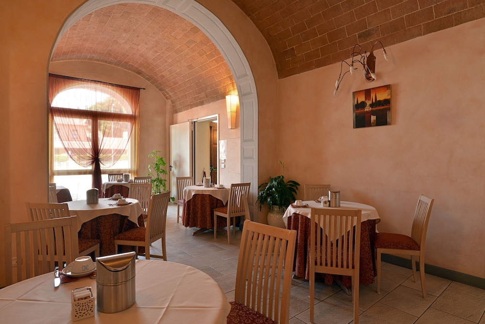 Hotel La Colonna 46/60