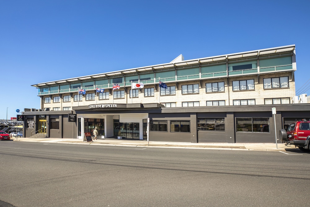 Gateway Hotel By Nightcap Plus 4/50