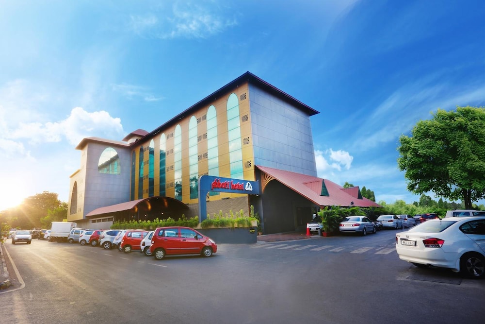 Abbott Hotel 32/35