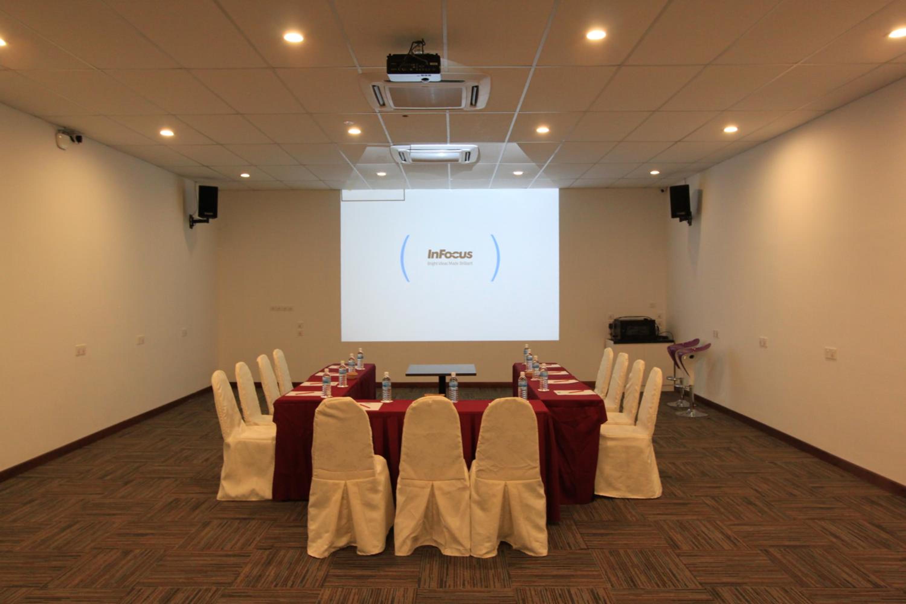Molek Garden Hotel 48/58