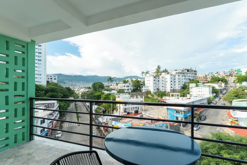 Acamar Beach Resort Acapulco 44/65