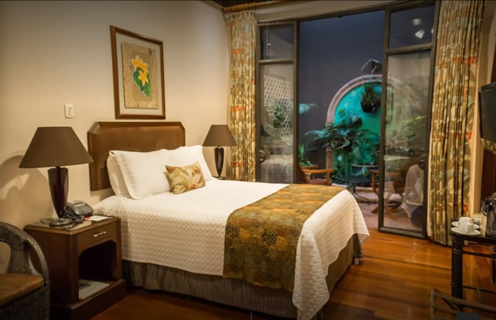 Hotel Grano de Oro 27/77