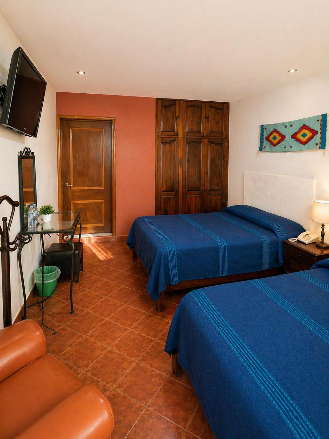 Hotel Posada Dona Alicia 20/50