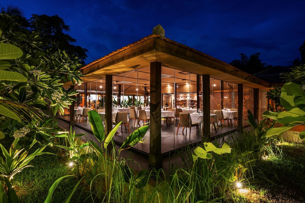 Farmhouse Boutique Resort 1/50