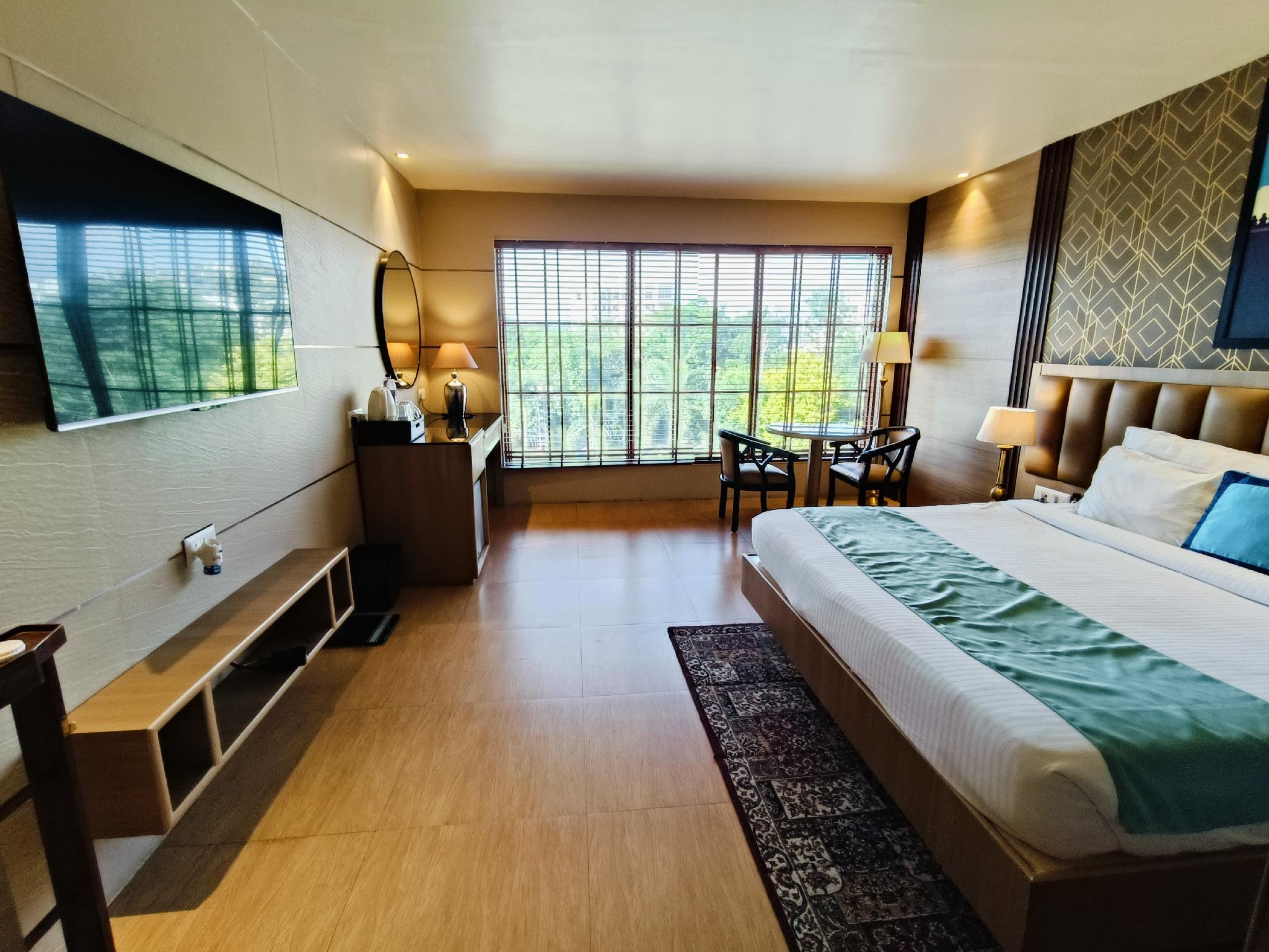 VATIKA PREMIER HOTEL 7/25