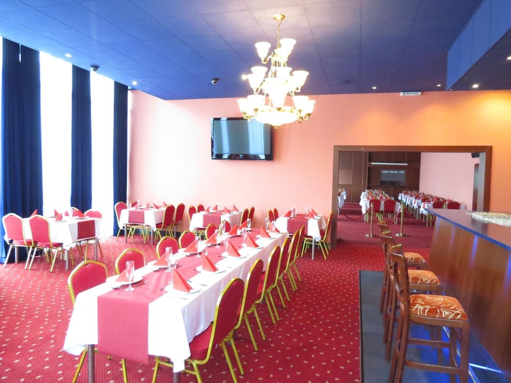 Interhotel Bohemia 40/48