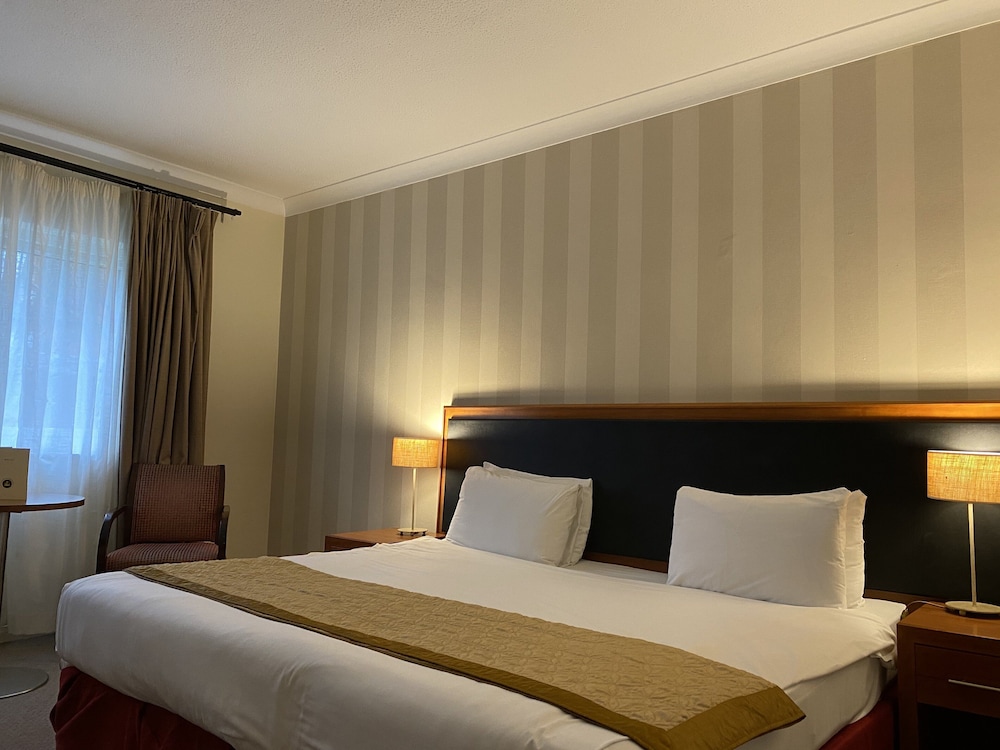 Brook Mollington Banastre Hotel & Spa 11/30