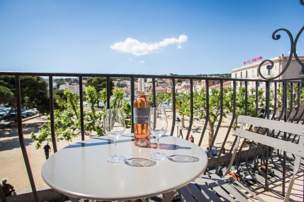 The Originals Cassis Port Cassitel 37/50