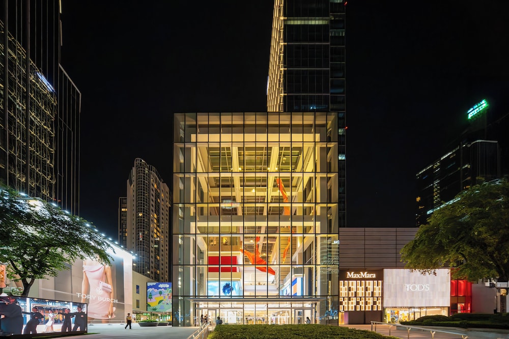 Holiday Inn Express Shanghai Jing'an Temple 5/50
