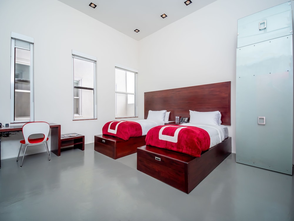 The Keating Hotel by Pininfarina 15/53