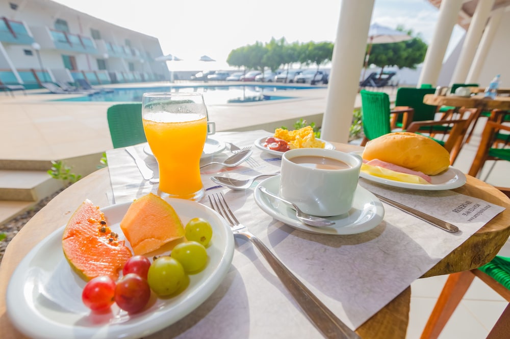 Arrey Hotel Beach 42/48