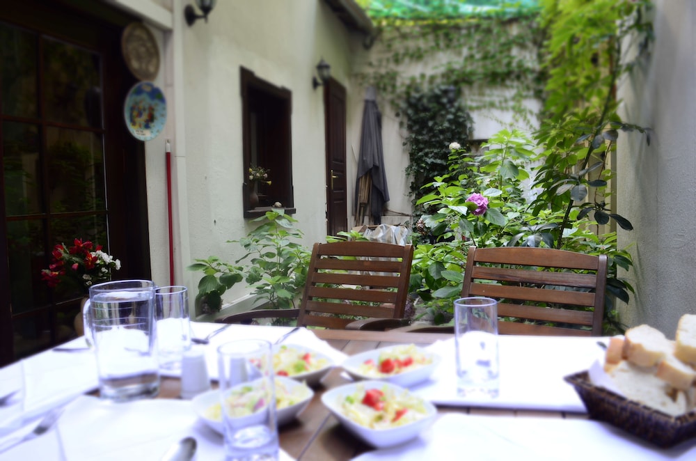 Villa Sphendone Suites 34/50