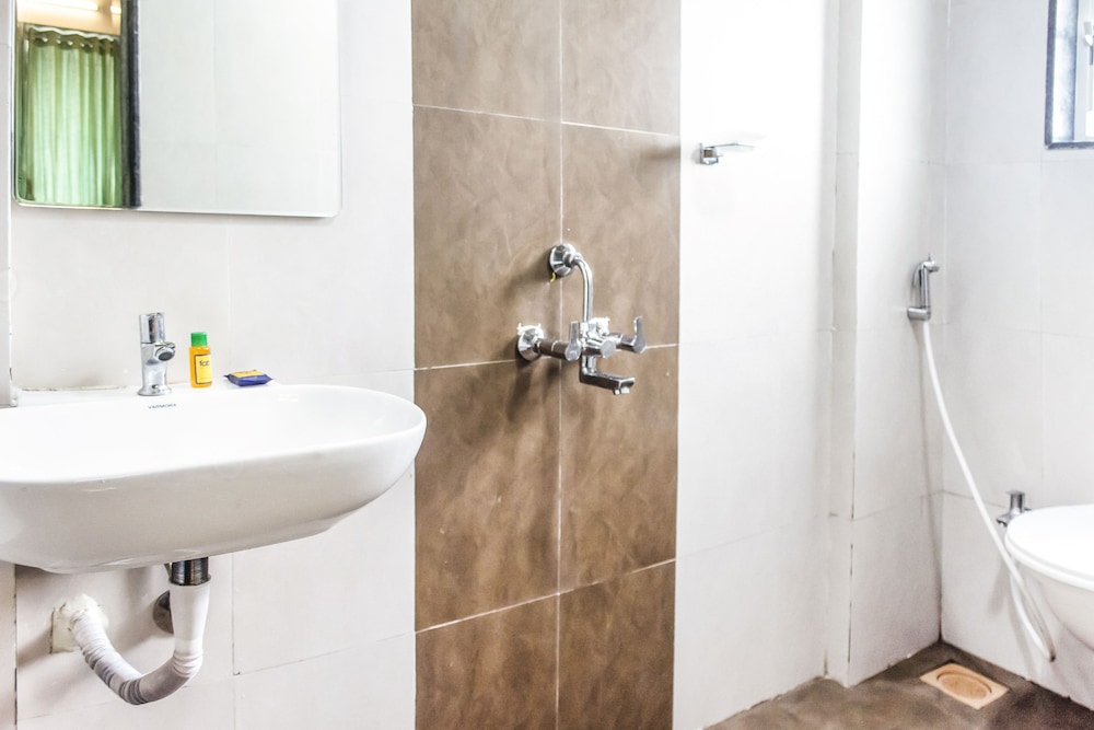 Fabhotel Ajay Inn Viman Nagar 36/37