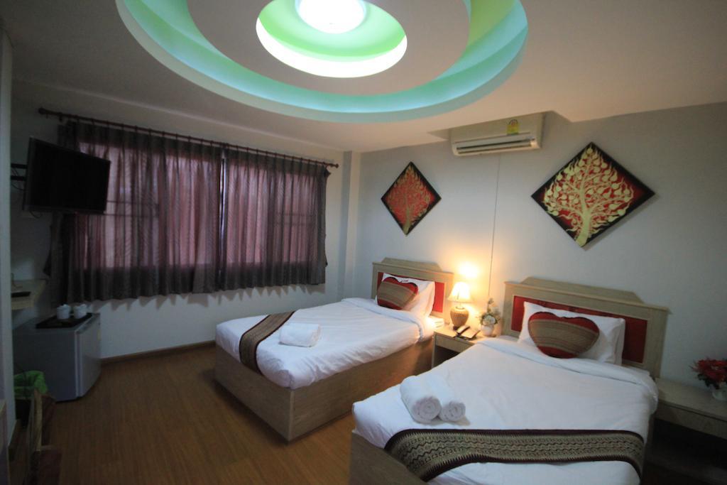 Home Place Guest House 8/49