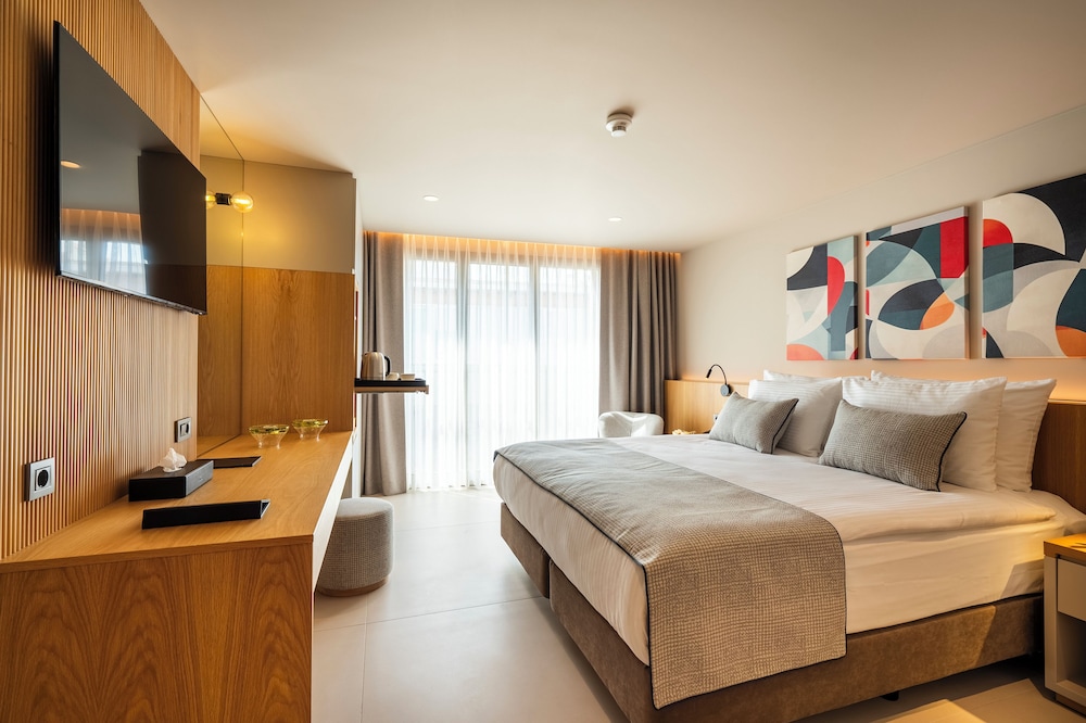 Erk Hotel 22/50