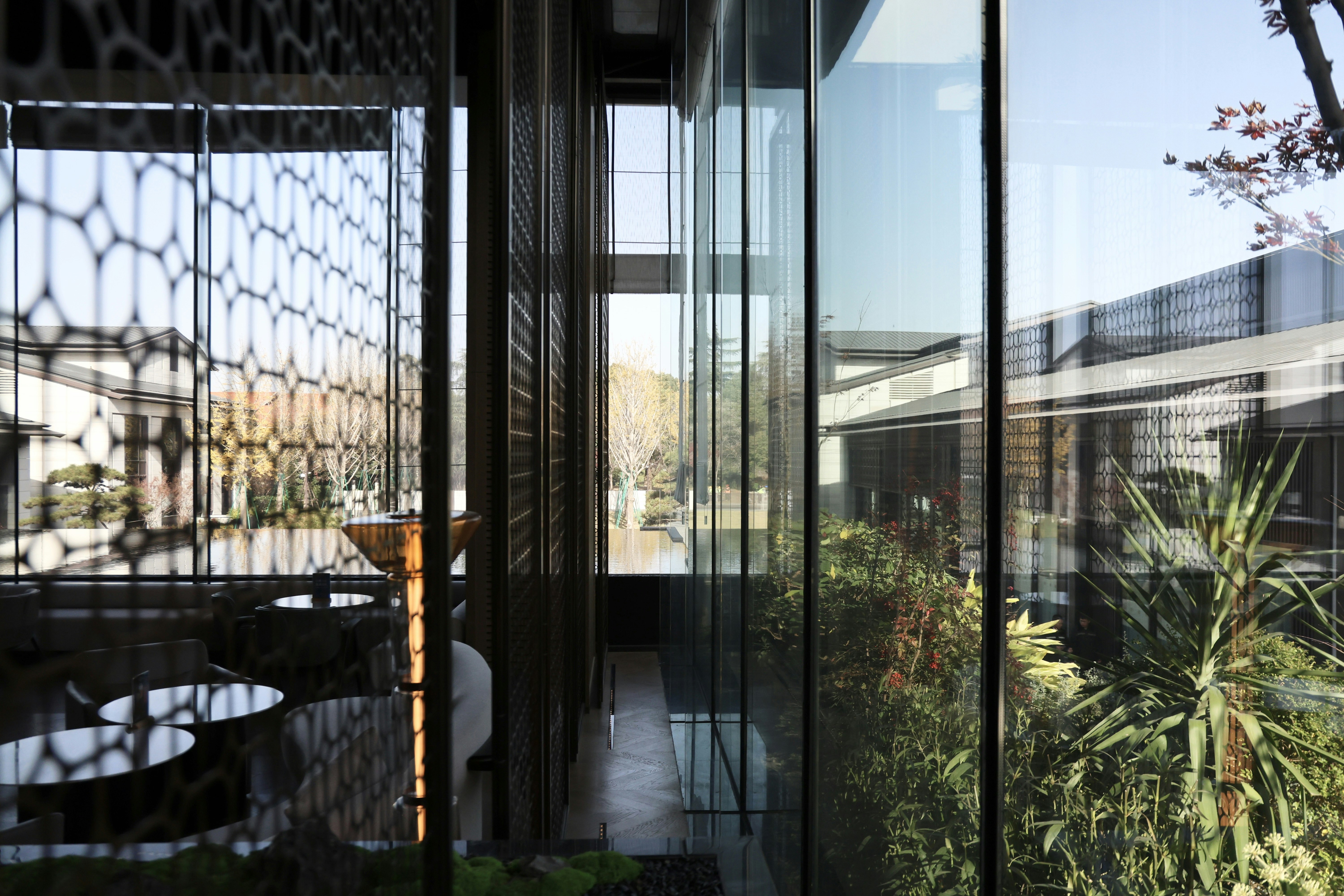 Intercontinental Xiangyang 25/50