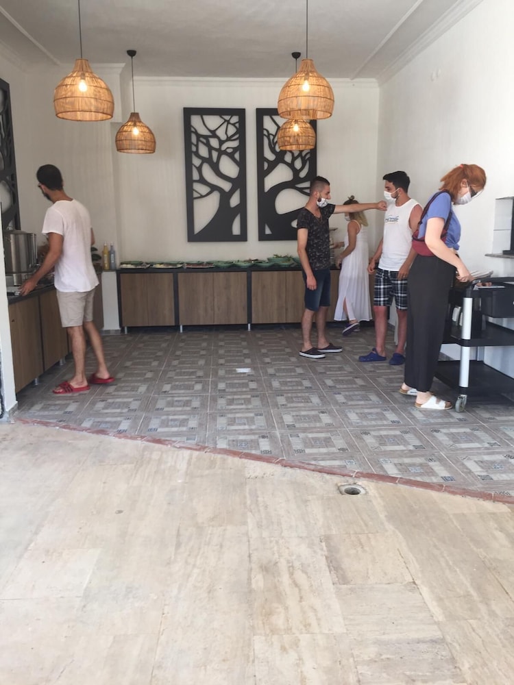 Ates Otel Akyaka 17/46