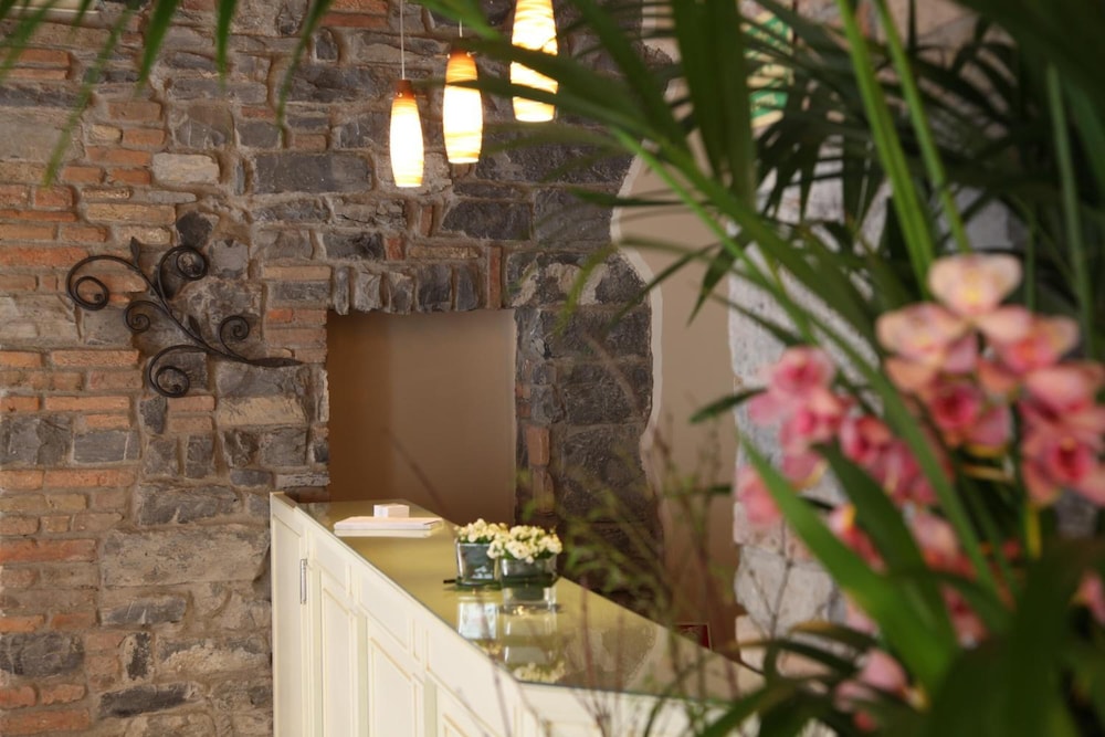 BORGO ANTICO HOTEL 9/69