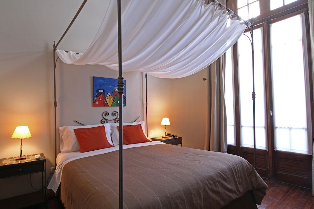 SUPERIOR, DOUBLE BED
