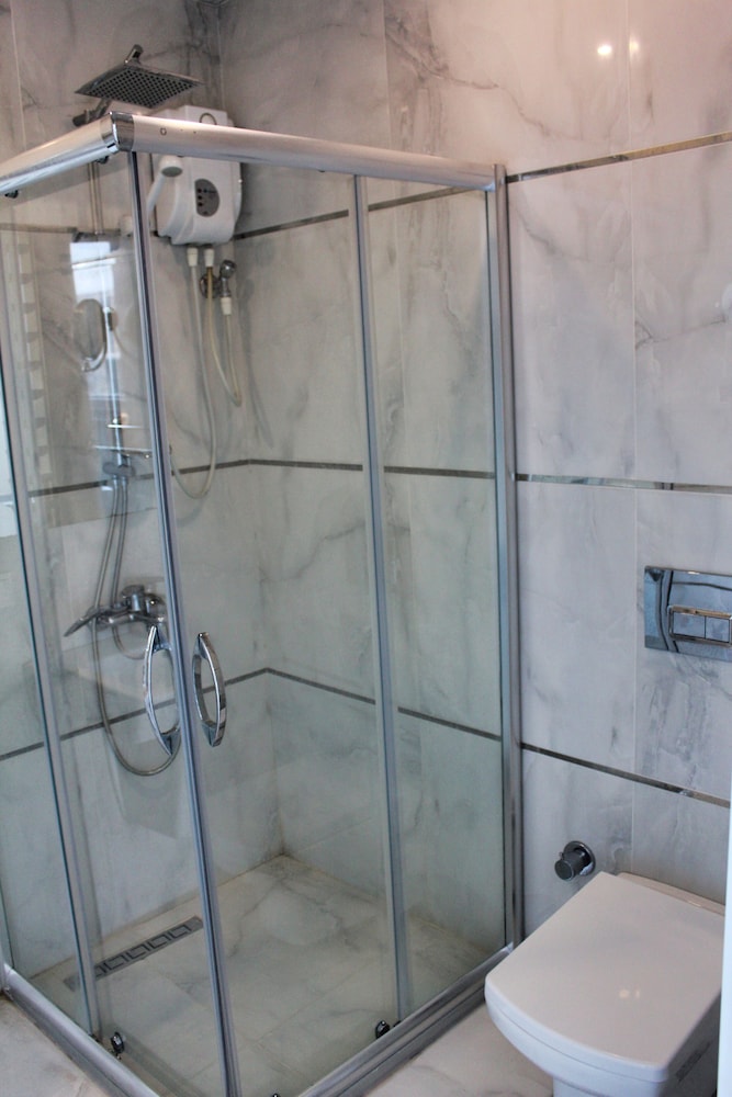 Berrak Su Hotel 46/50