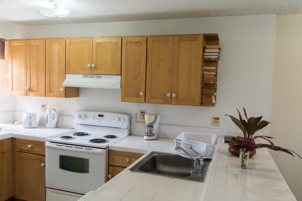 HBK Villa Rentals 7/36