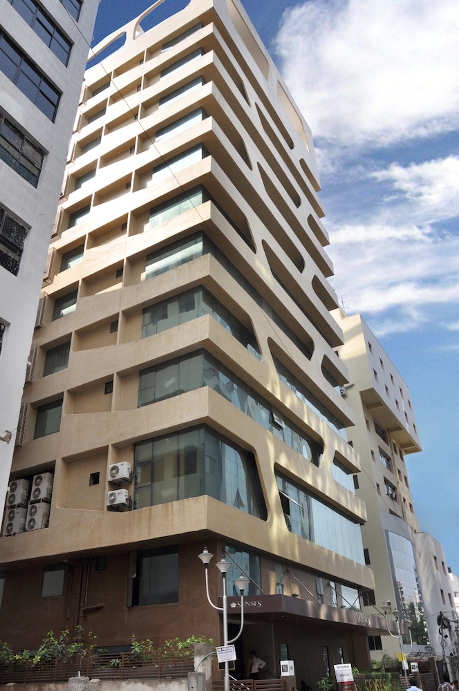 Senses Hotel 5/73