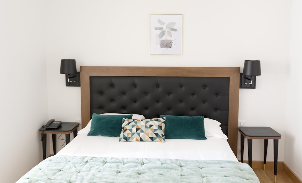 Beau Site Notre Dame 18/37