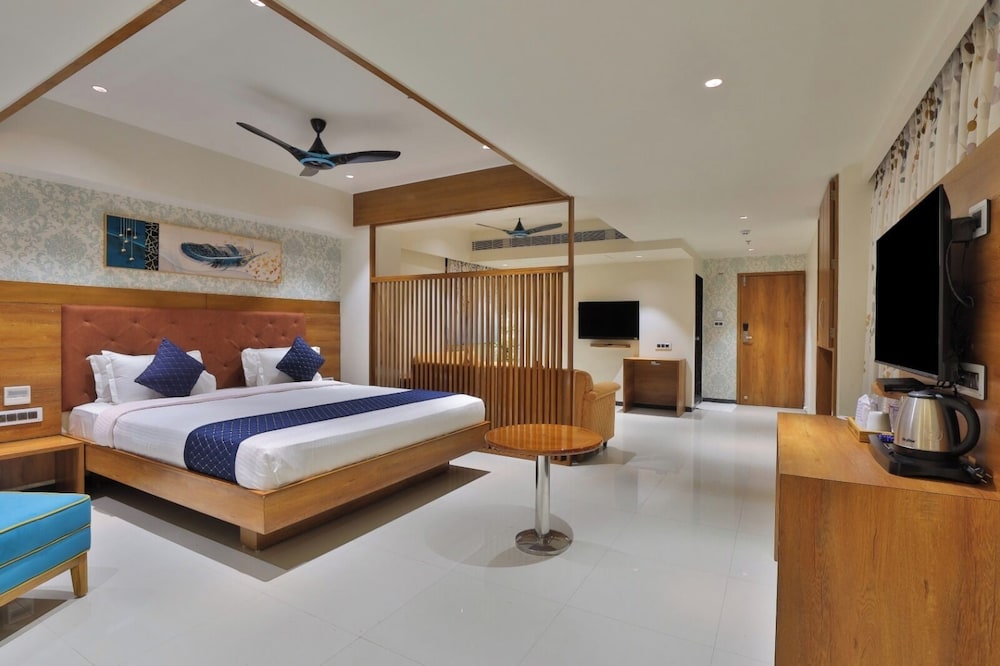 Hotel Empyrean 13/49