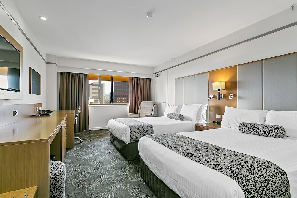 Stamford Plaza Adelaide 10/48
