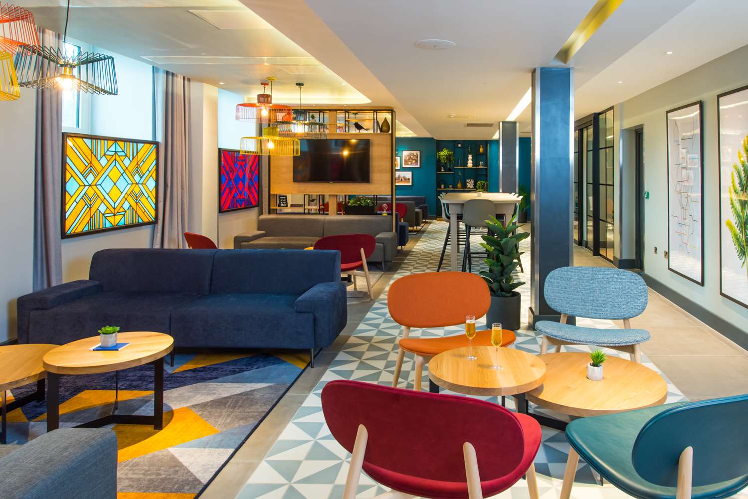 Hampton by Hilton London Park Royal 18/32