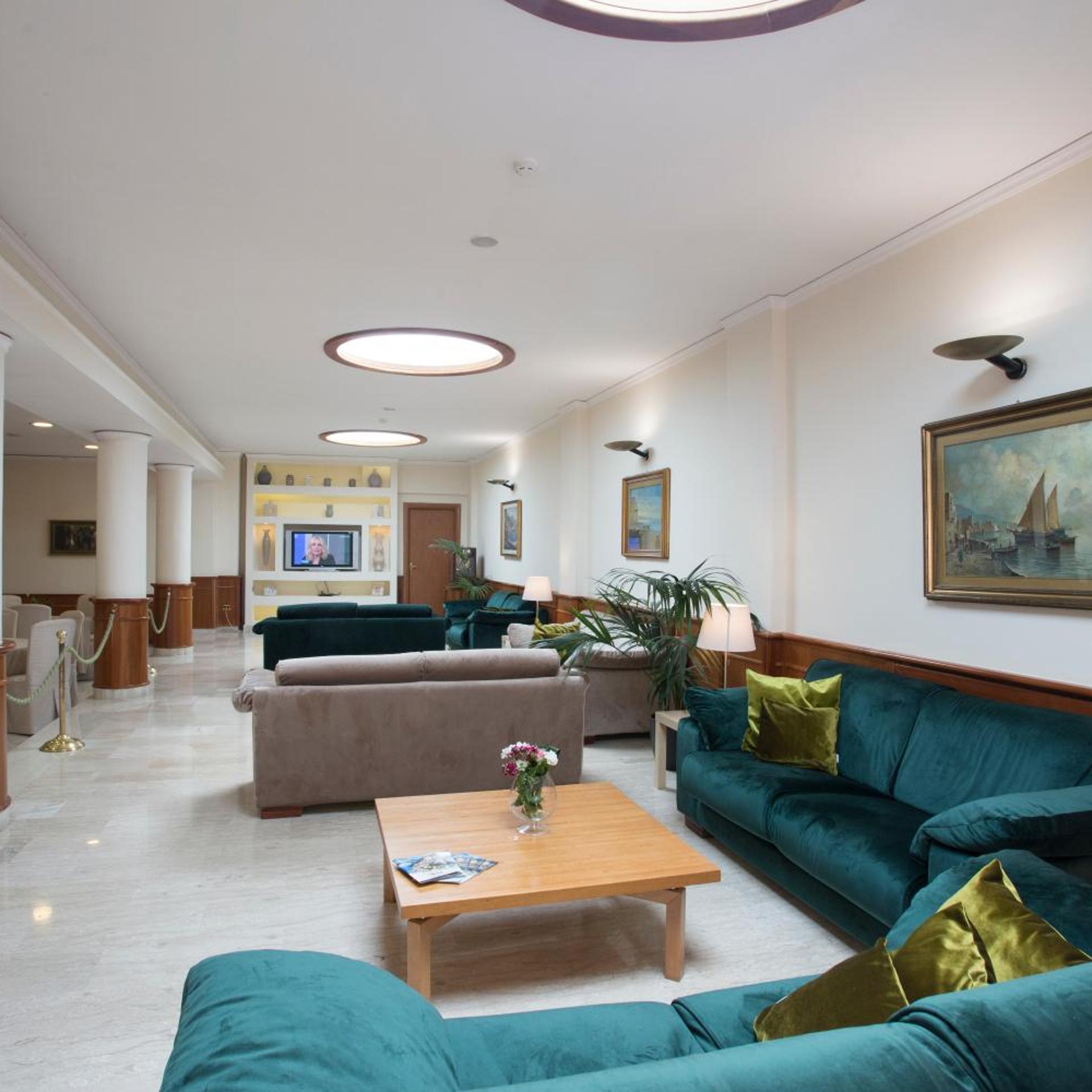 Hotel Villa Serena 32/51