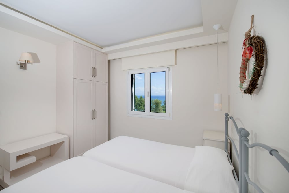 Erietta Aparthotel 8/49