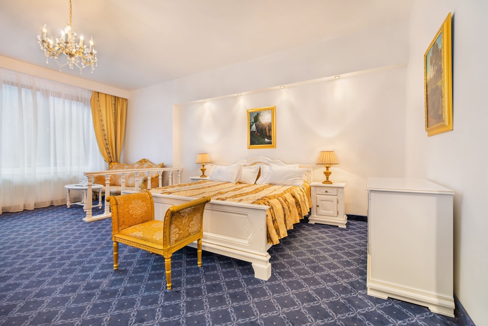 Aurelius Hotel 42/49