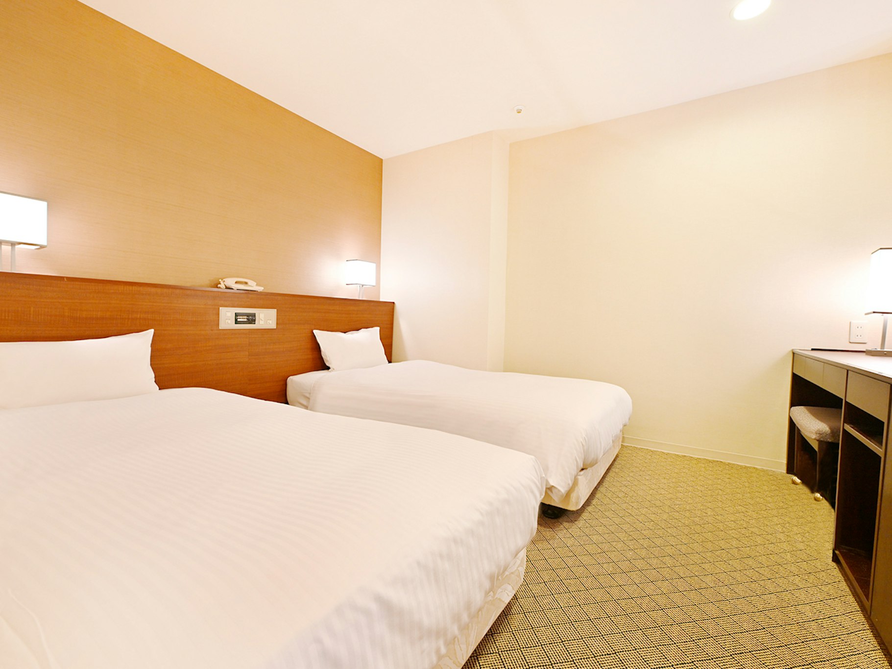 Maisonette Room